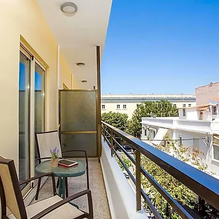 Aparthotel Royal Centre 2*