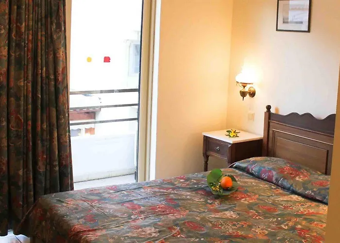 Apart Otel Royal Centre 2*